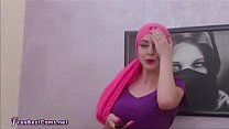 Arab Muslim In Hijab Masturbates On Webcam